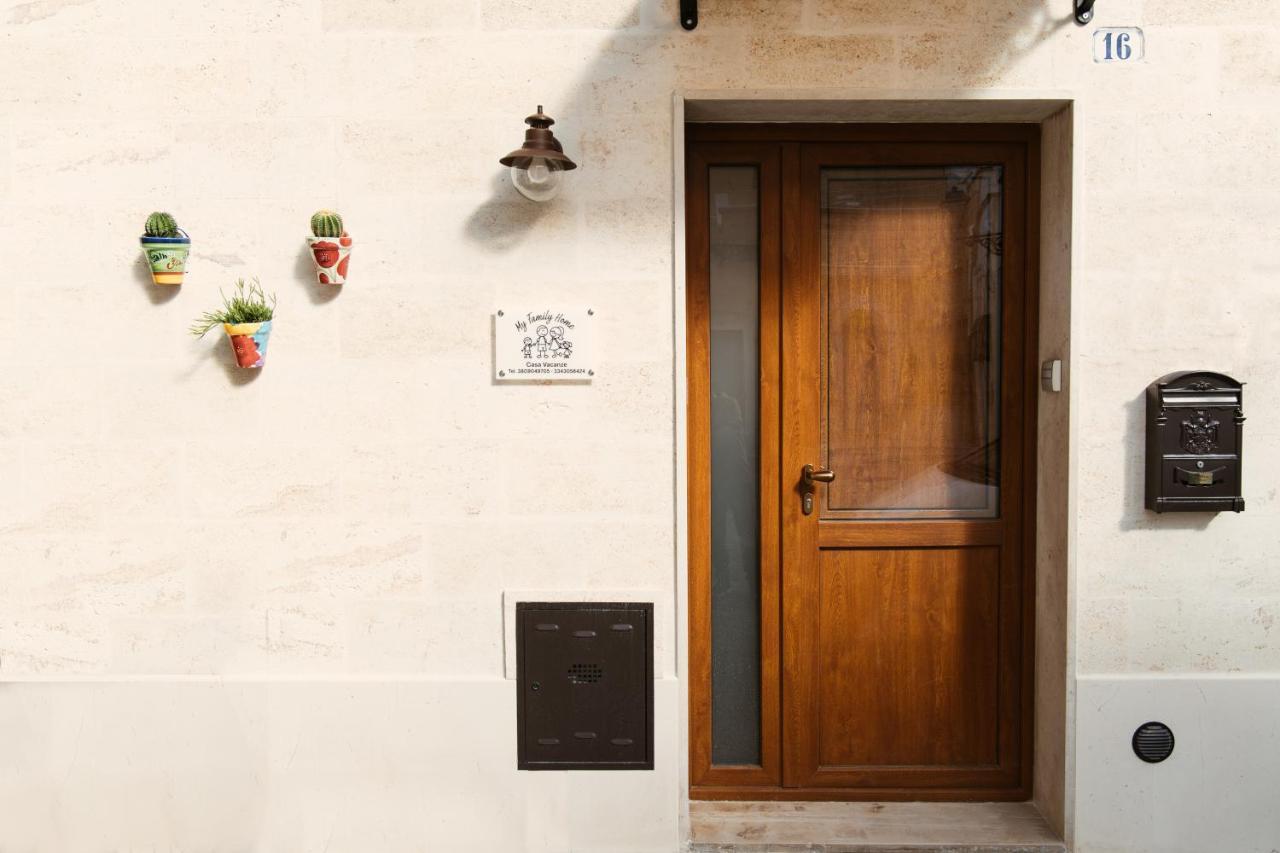My Family Home Francavilla Fontana Buitenkant foto